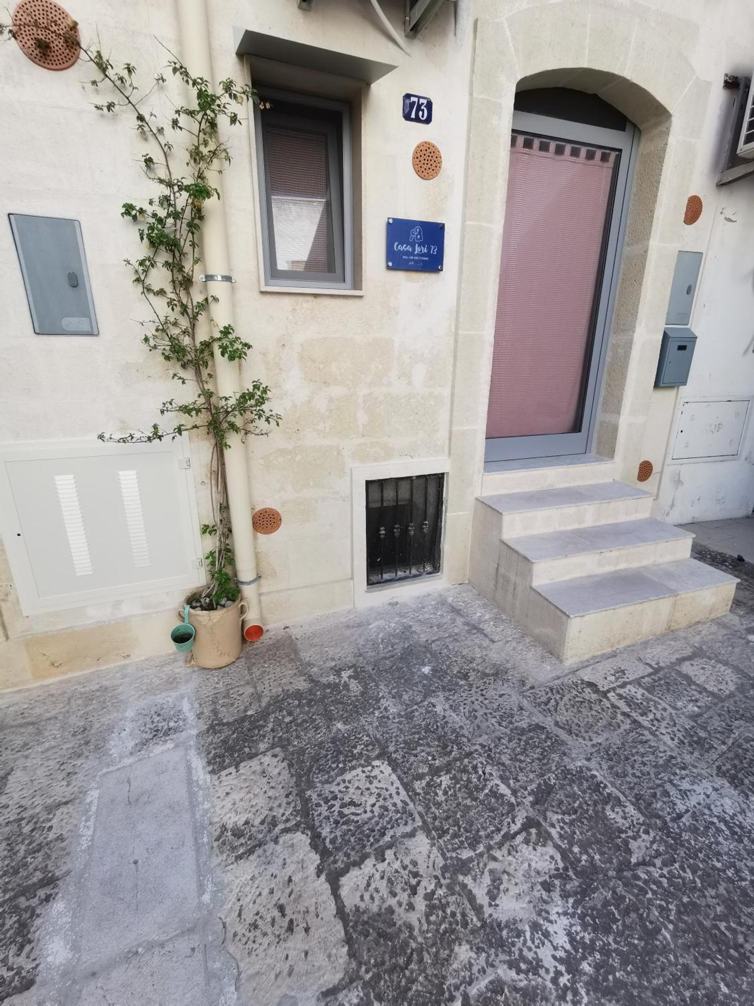 Casa Lori,73 Grottaglie Exterior foto